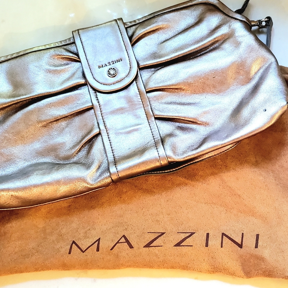 NEW Mazzini purse in silver